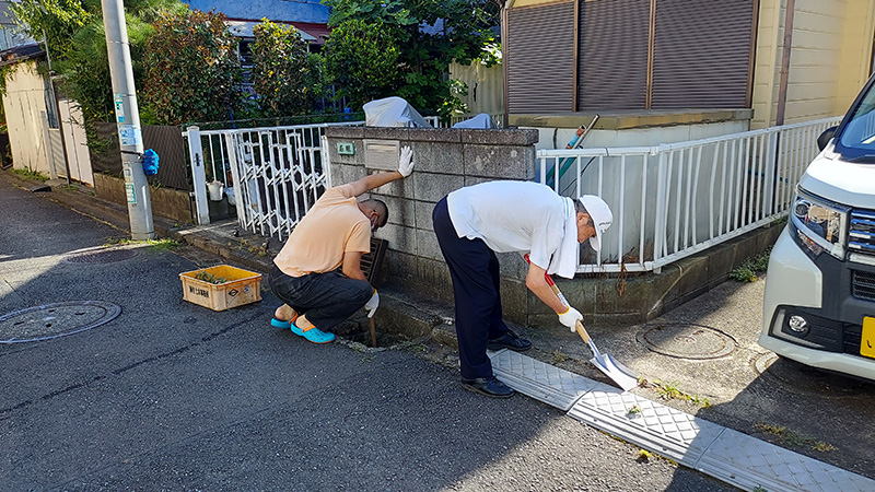 瀬谷第二地区連合自治会の橋戸原自治会で開催された、町内一斉清掃のイメージ画像です。