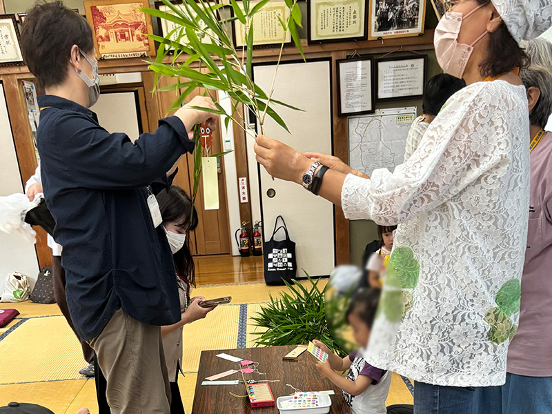 瀬谷第二地区の民生委員児童委員協議会により開催された、子育て交流会「七夕飾り作りとあそ防災（あそぼうさい）」のイメージ画像です。