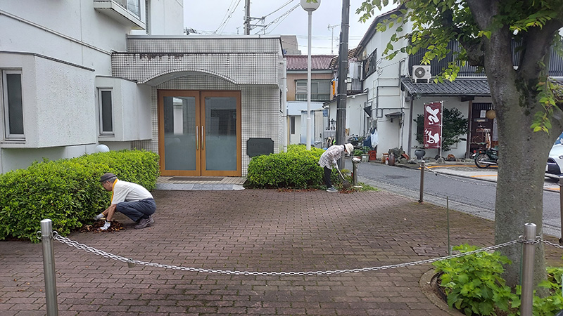 瀬谷第二地区連合自治会の橋戸原自治会で実施された、町内一斉清掃のイメージ画像です。