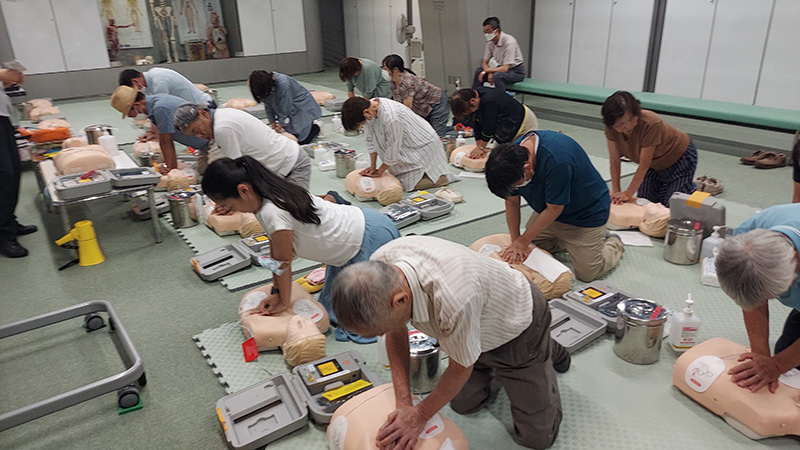 瀬谷第二地区連合自治会で実施された、防災体験学習バスツアーのイメージ画像です。