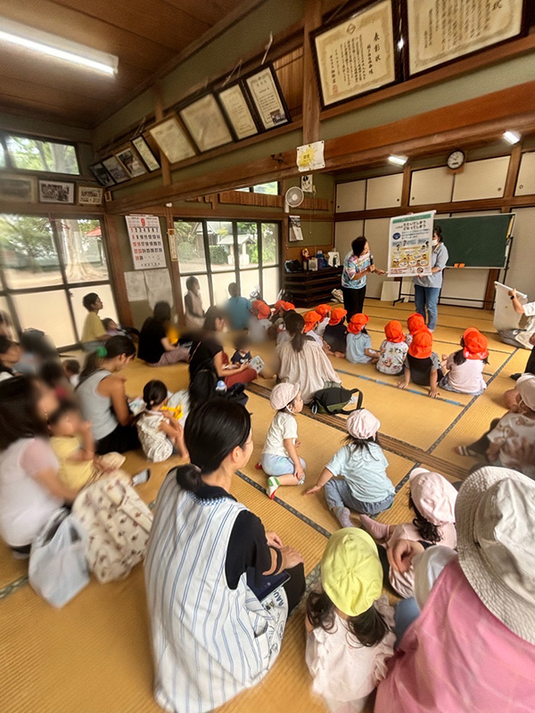 瀬谷第二地区の民生委員児童委員協議会により開催された、子育て交流会「みんなで遊ぼうⅢ」のイメージ画像です。