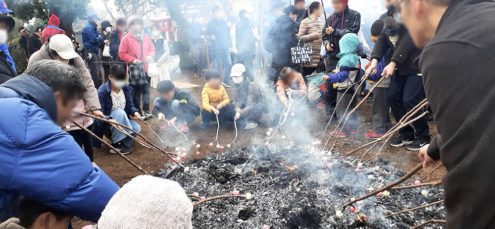 瀬谷第二地区で開催された、「どんど焼き」のイメージ画像です。