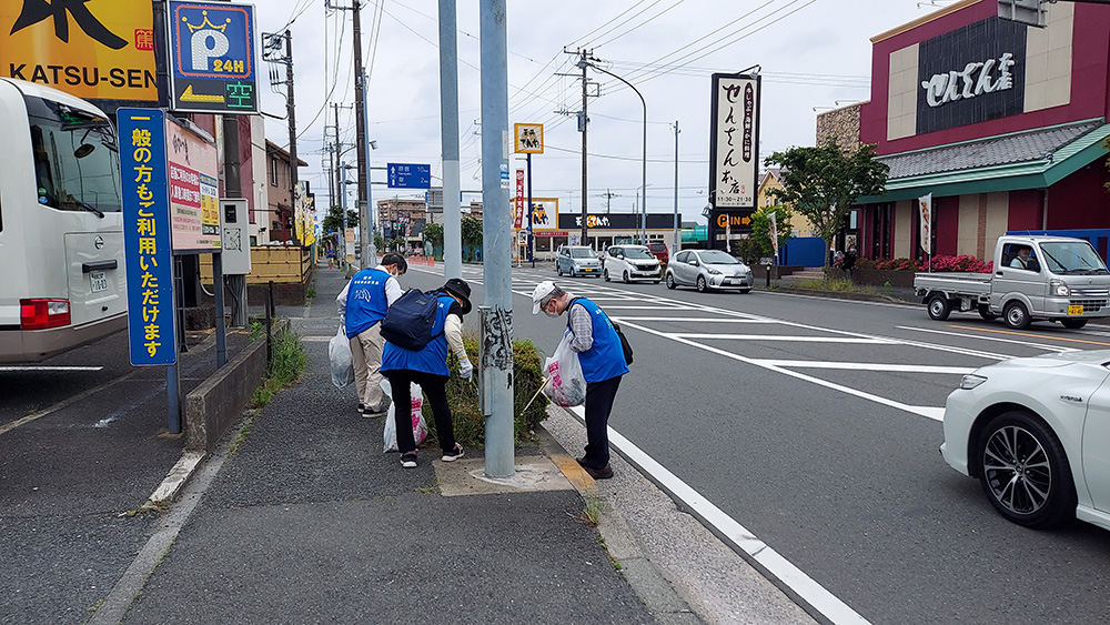 瀬谷第二地区連合自治会で開催された、「春季地域清掃」のイメージ画像です。