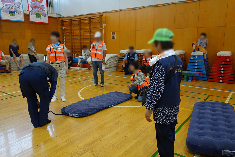 瀬谷第二地区連合自治会で開催された、瀬谷さくら小学校地域防災拠点 秋季防災訓練のイメージです。