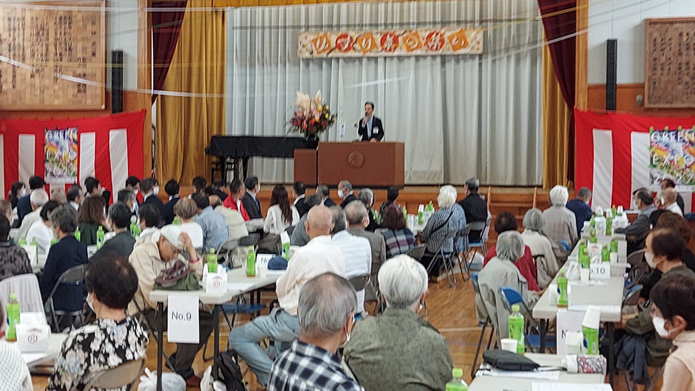 瀬谷第二地区連合自治会で開催された、ゆずり葉の集いのイメージ画像です。