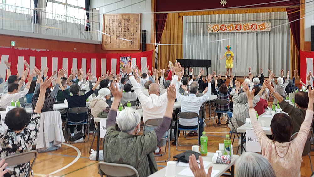 瀬谷第二地区連合自治会で開催された、ゆずり葉の集いのイメージ画像です。