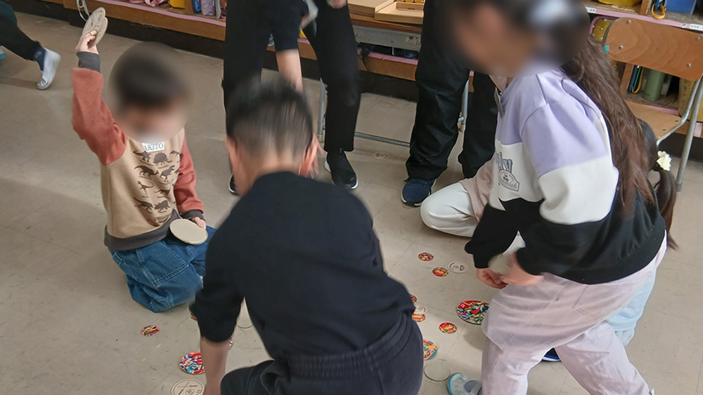 瀬谷第二地区で開催された、「伝承遊び（昔遊び）体験」のイメージ画像です。