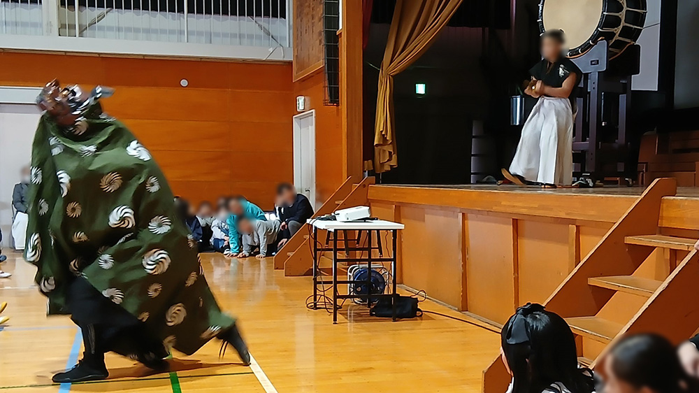 瀬谷第二地区で開催された、「瀬谷第二小学校創立60周年記念式典」のイメージ画像です。