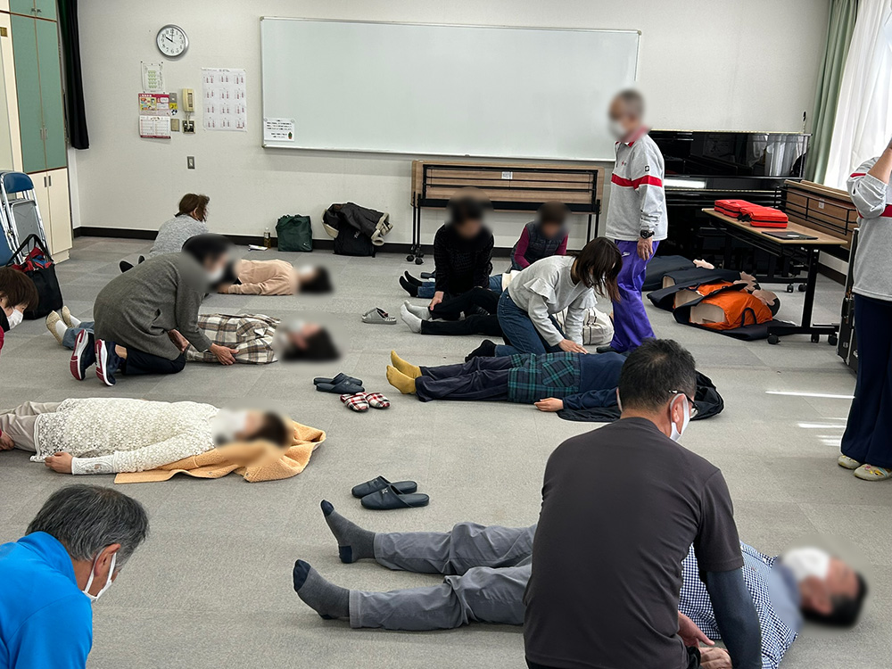 瀬谷第二地区で開催された、日本赤十字社神奈川県支部の救急研修のイメージ画像です。