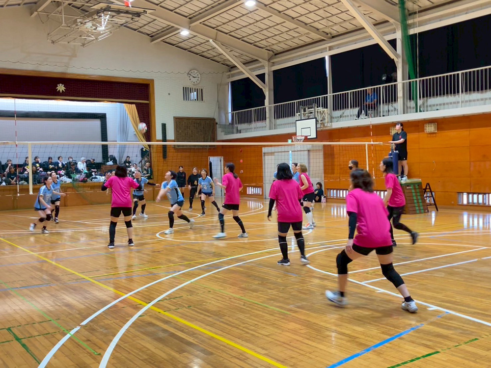 瀬谷第二地区で開催された、「第37回瀬谷第二地区女子バレーボール大会」のイメージ画像です。
