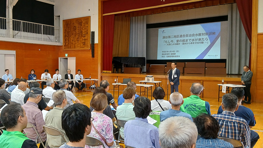 瀬谷第二地区連合自治会で開催された、水害対策訓練のイメージ画像です。