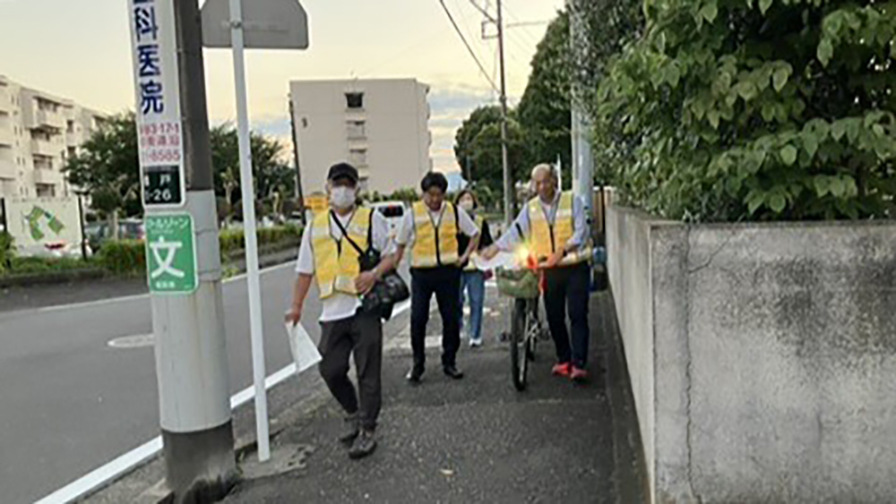 瀬谷第二地区連合自治会で実施された、社明防犯パトロールのイメージ画像です。