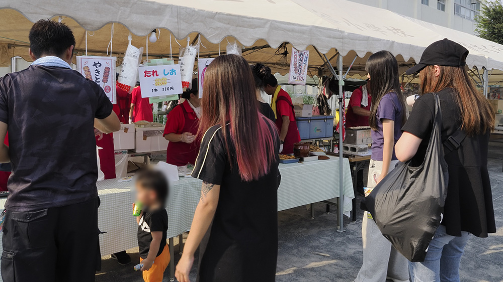 瀬谷第二地区連合自治会で開催された、第51回記念「ふるさと祭り」のイメージです