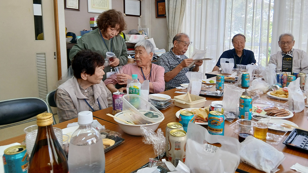 瀬谷第二地区連合自治会で開催された、体指OB会 解散総会および懇親会のイメージです。