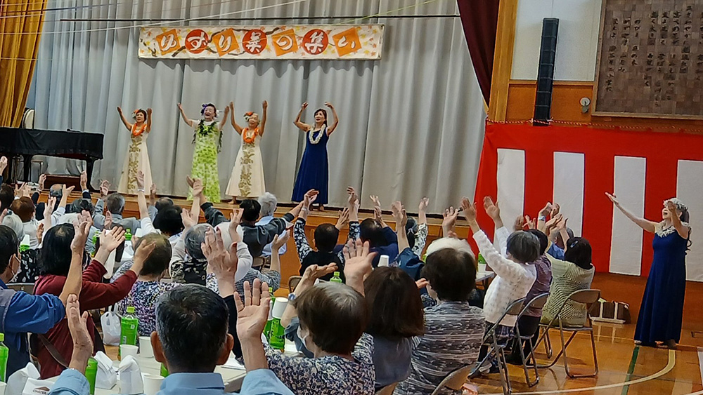 瀬谷第二地区連合自治会で開催された、ゆずり葉の集いのイメージ画像です。